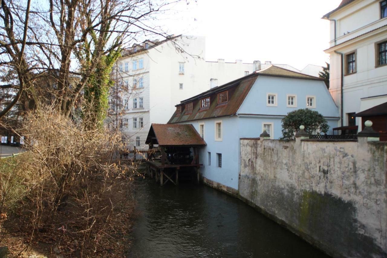 Quiet Apartment In The City Center With Own Terrace Prague Exterior photo